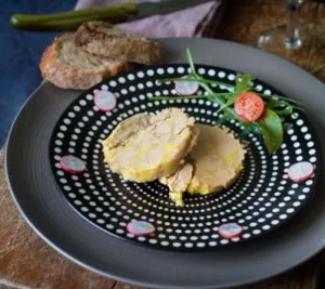 Foie gras de Canard entier Origine PERIGORD 300g